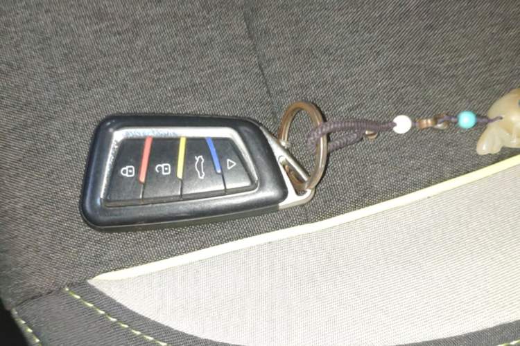 Used ORA Black Cat 2021 351 km Standard Version Vehicle Key
