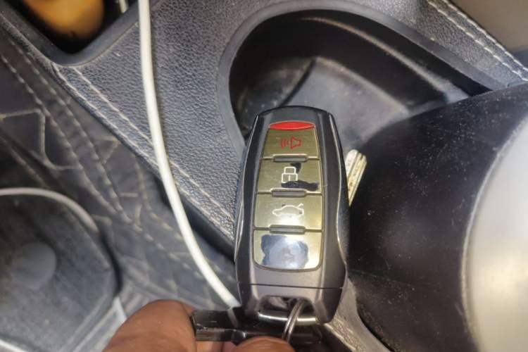 Used ORA Black Cat 2021 405 km Long-Range Version Vehicle Key