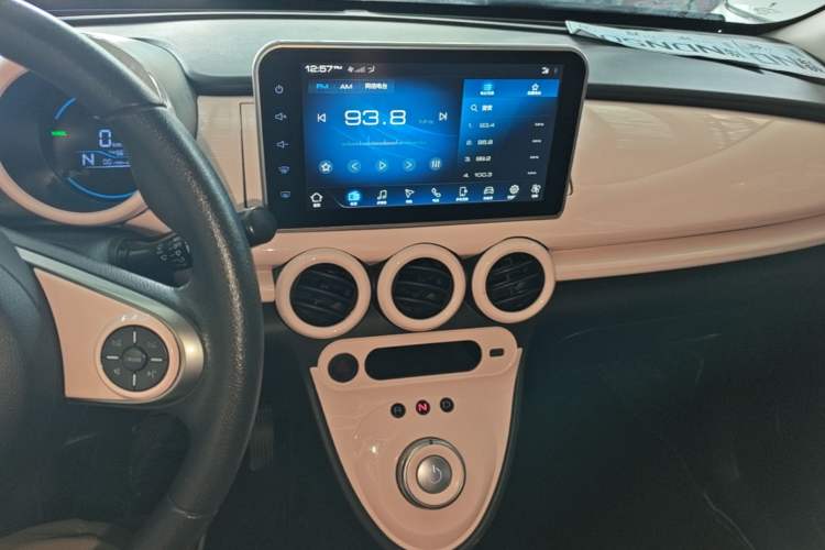 Used ORA Black Cat 2021 351 km Luxury Version Audio And AC Panel