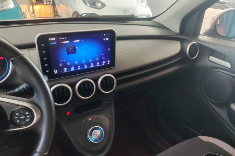 Used ORA Black Cat 2021 351 km Luxury Version Audio And AC Panel