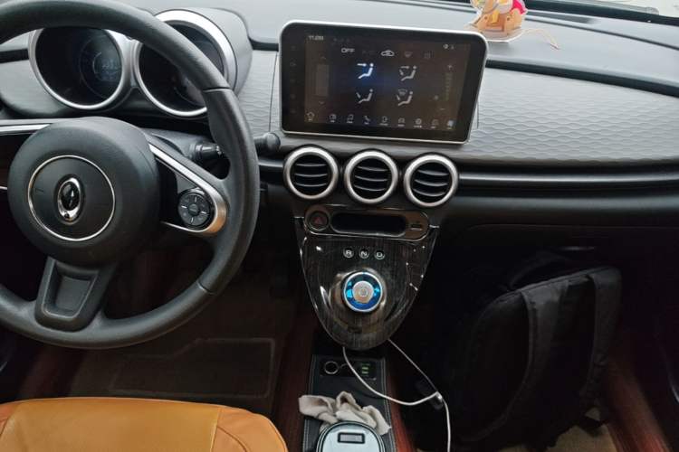 Used ORA Black Cat 2021 301 km Basic Version Audio And AC Panel