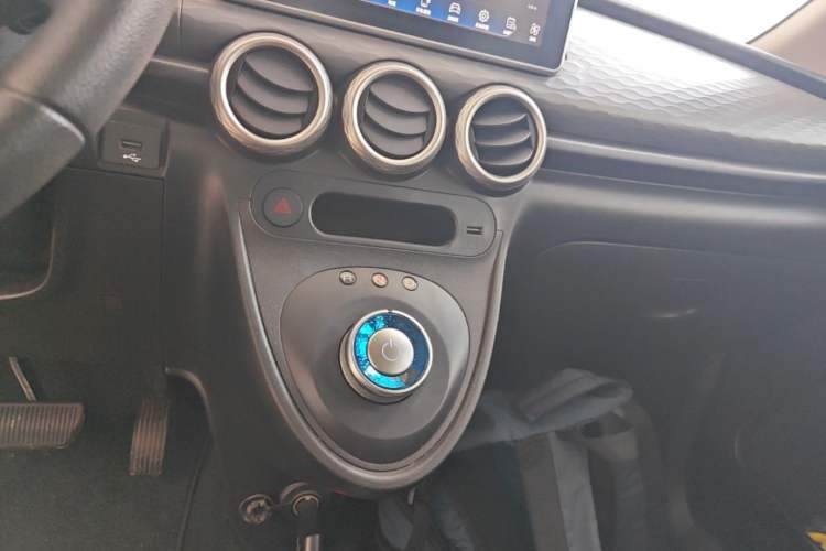 Used ORA Black Cat 2021 301km Cute Pet Edition Audio And AC Panel