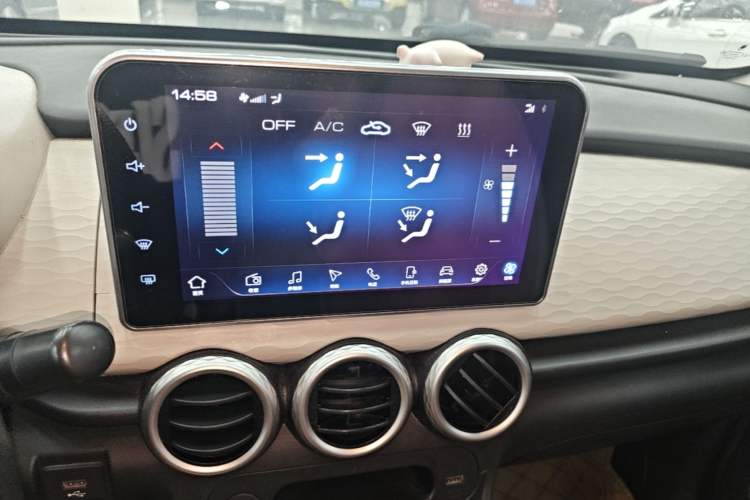 Used ORA Black Cat 2021 351 km Luxury Version Audio And AC Panel