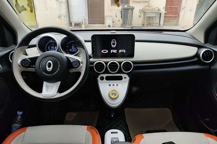 Used ORA Black Cat 2021 351 km Luxury Version Center Console
