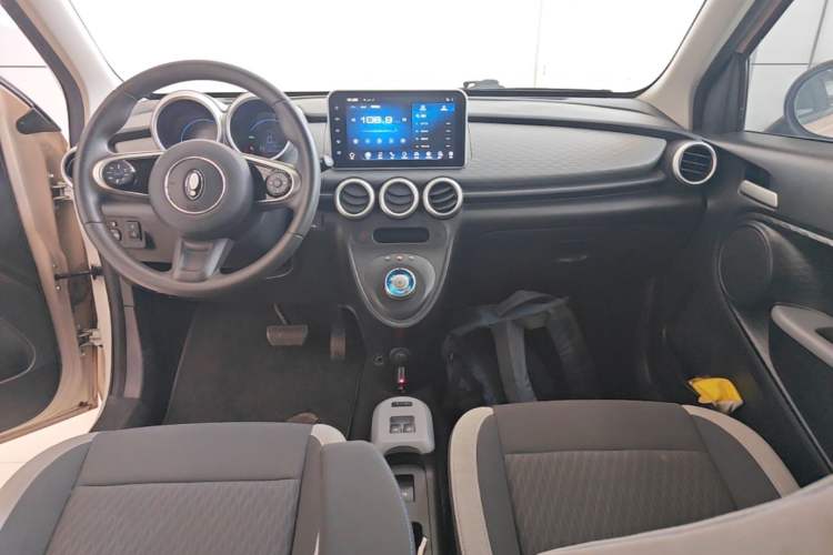 Used ORA Black Cat 2021 301km Cute Pet Edition Center Console