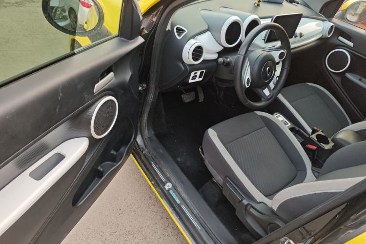 Used ORA Black Cat 2021 351 km Luxury Version Driver Seat