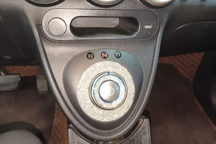 Used ORA Black Cat 2021 351 km Luxury Version Gear Lever