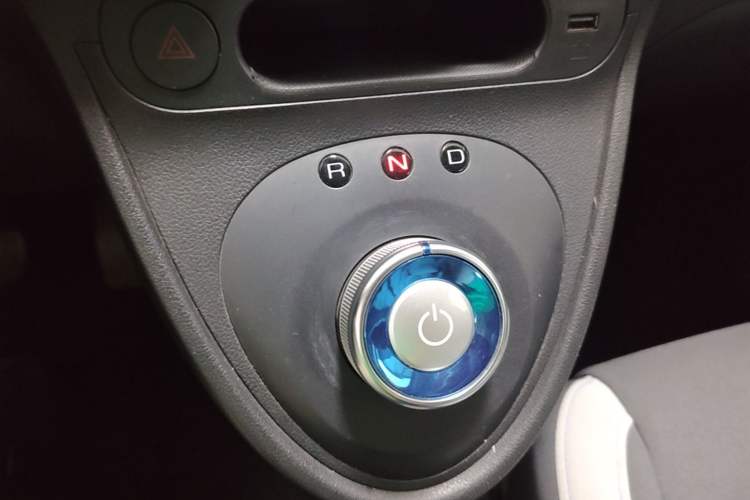 Used ORA Black Cat 2021 351 km Luxury Version Gear Lever