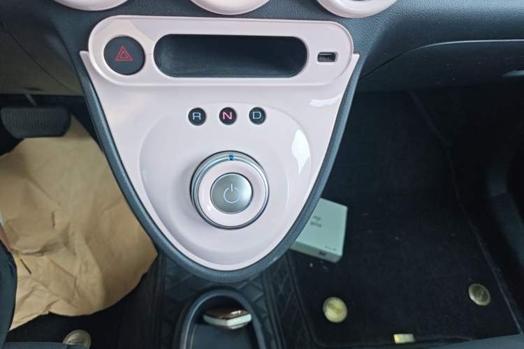 Used ORA Black Cat 2021 351 km Luxury Version Gear Lever