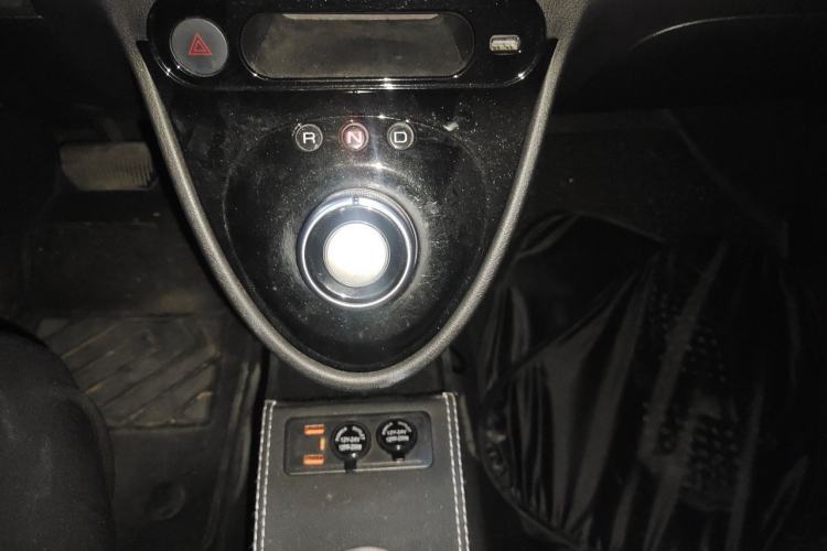 Used ORA Black Cat 2021 351 km Standard Version Gear Lever