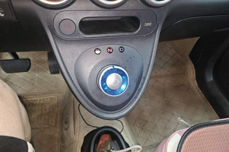 Used ORA Black Cat 2021 351 km Luxury Version Gear Lever