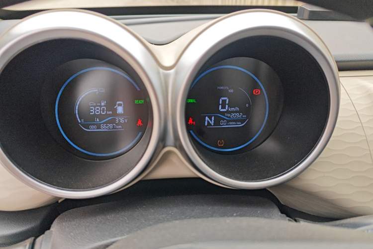 Used ORA Black Cat 2021 405 km Long-Range Version Instrument Cluster