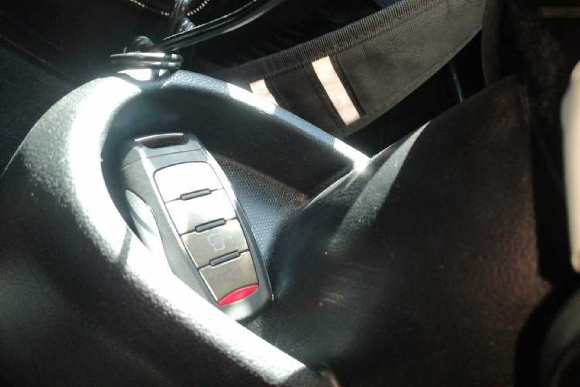 Used ORA Black Cat 2021 405 km Long-Range Version Interior 1