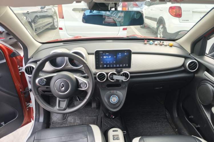 Used ORA Black Cat 2021 351 km Luxury Version Interior 2
