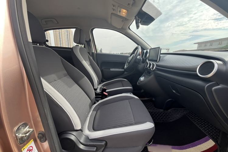 Used ORA Black Cat 2021 351 km Luxury Version Interior 6