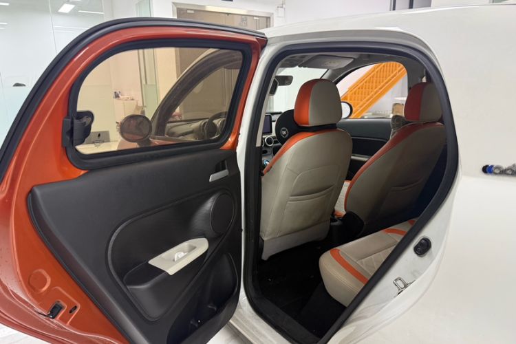 Used ORA Black Cat 2021 351 km Luxury Version Interior 6