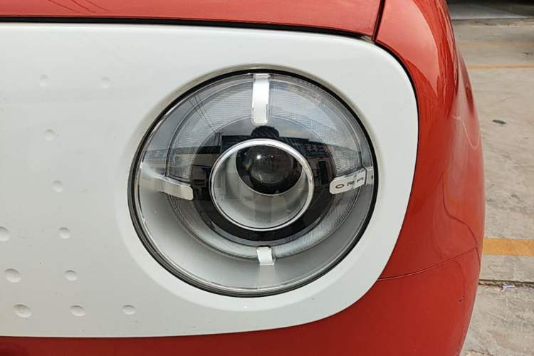 Used ORA Black Cat 2021 351 km Luxury Version Left Front Headlight