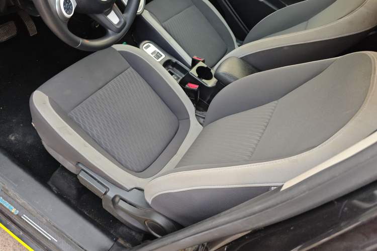 Used ORA Black Cat 2021 351 km Luxury Version Left Front Seat