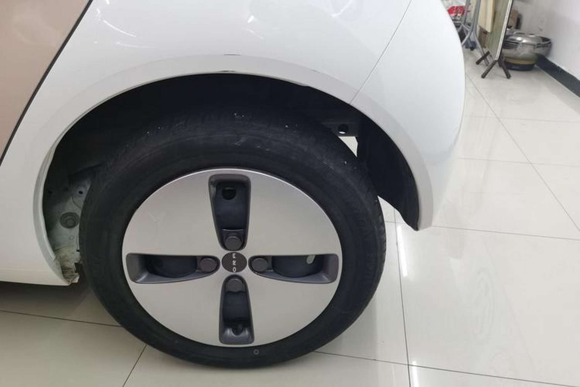 Used ORA Black Cat 2021 301 km Basic Version Left Rear Wheel Hub