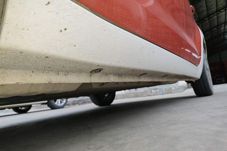 Used ORA Black Cat 2021 351 km Luxury Version Left Side Sill