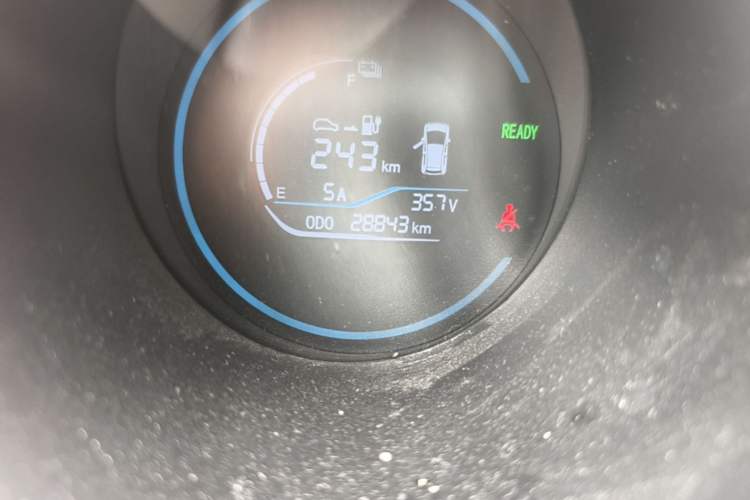 Used ORA Black Cat 2021 351 km Luxury Version Odometer Close Up