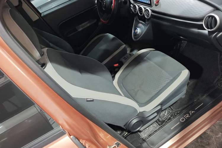 Used ORA Black Cat 2021 405 km Long-Range Version Right Front Seat