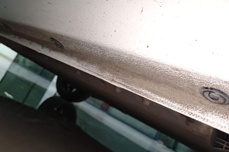 Used ORA Black Cat 2021 351 km Luxury Version Right Side Sill