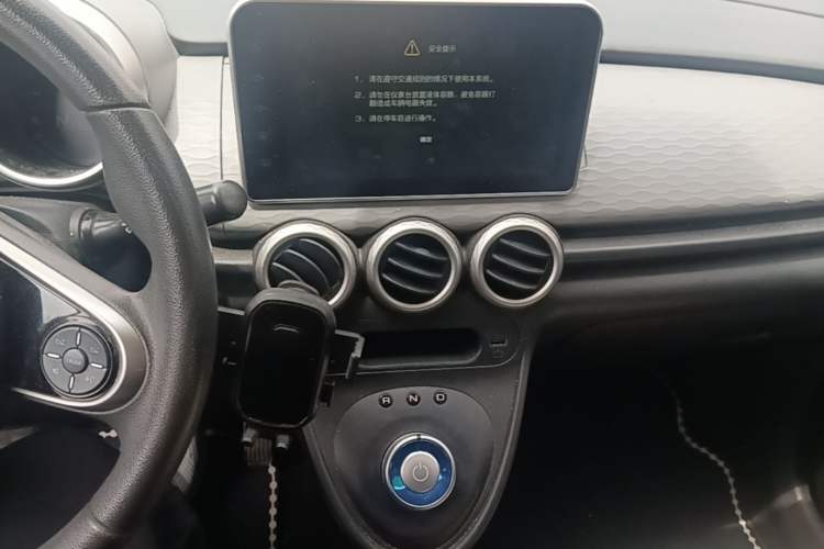 Used ORA Black Cat 2022 301km "Cute Pet" Version – Lithium Iron Phosphate Audio And AC Panel