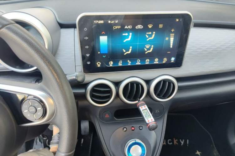Used ORA Black Cat 2022 301km "Cute Pet" Version – Lithium Iron Phosphate Audio And AC Panel