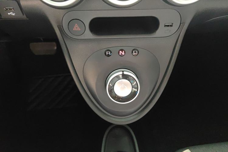 Used ORA Black Cat 2022 351 km HelloKitty Collaboration Edition Lithium-Ion Battery Gear Lever