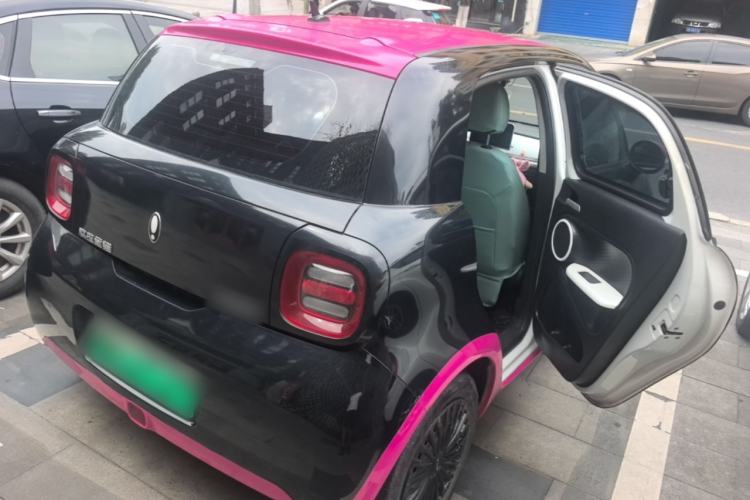 Used ORA Black Cat 2022 Updated Version 301 km Cute Pet Edition Lithium Iron Phosphate Rear Right 45 Deg
