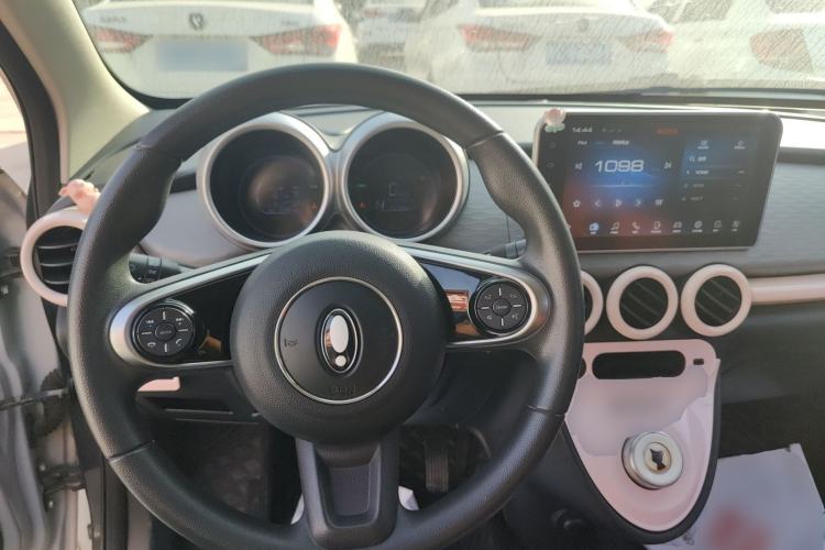Used ORA Black Cat 2022 351 km Standard Version Ternary Lithium Steering Wheel