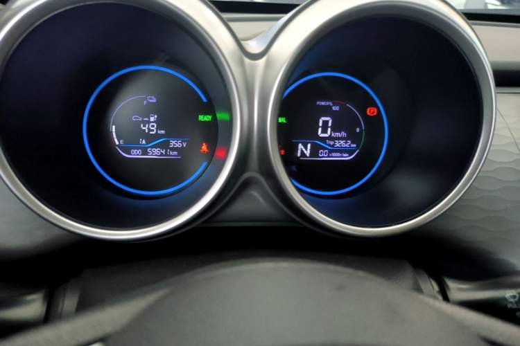 Used ORA Black Cat 2022 301km "Cute Pet" Version – Lithium Iron Phosphate Instrument Cluster