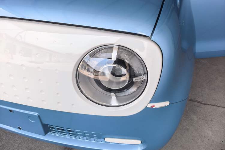 Used ORA Black Cat 2022 301km "Cute Pet" Version – Lithium Iron Phosphate Left Front Headlight