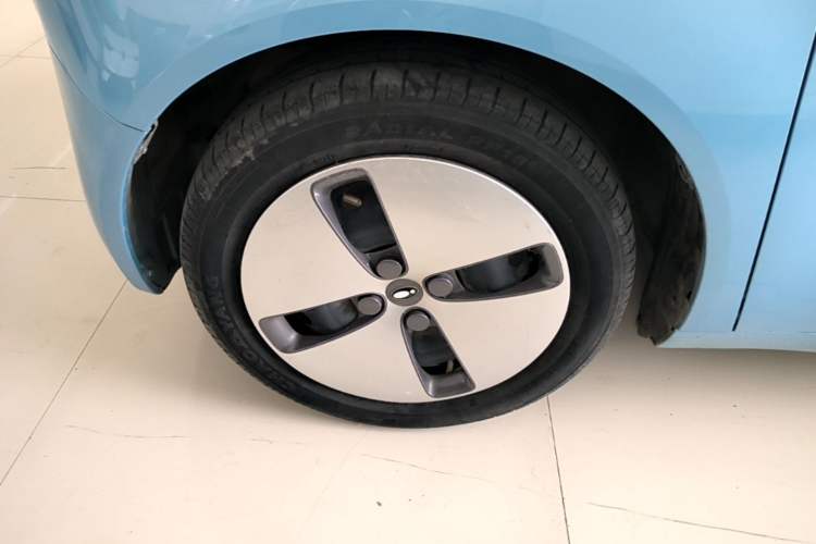 Used ORA Black Cat 2022 301km "Cute Pet" Version – Lithium Iron Phosphate Left Front Wheel Hub