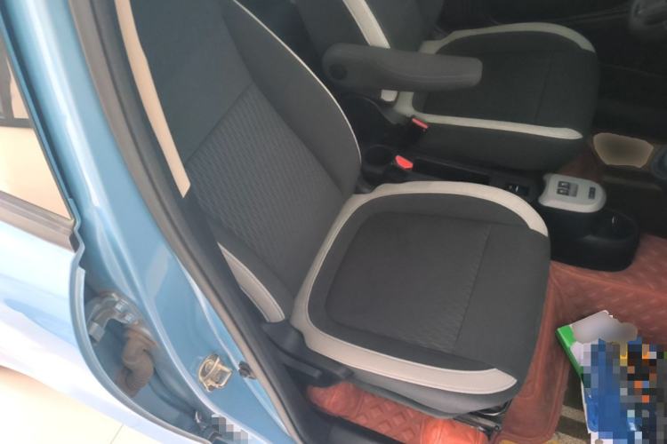 Used ORA Black Cat 2022 301km "Cute Pet" Version – Lithium Iron Phosphate Right Front Seat