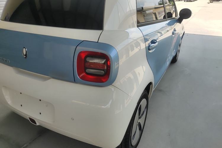 Used ORA Black Cat 2022 301km "Cute Pet" Version – Lithium Iron Phosphate Right Rear Taillight
