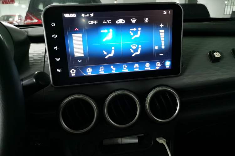 Used ORA Black Cat 2022 301km Base Version Ternary Lithium Audio And AC Panel