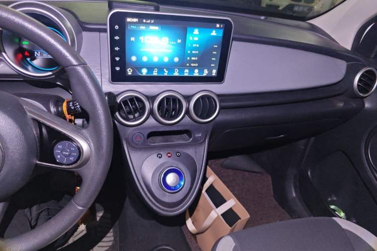 Used ORA Black Cat 2022 Updated Version 301 km Cute Pet Edition Lithium Iron Phosphate Audio And AC Panel