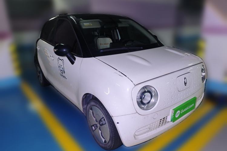 Used ORA Black Cat 2022 Updated Version 301 km Cute Pet Edition Lithium Iron Phosphate Front Right 45 Deg