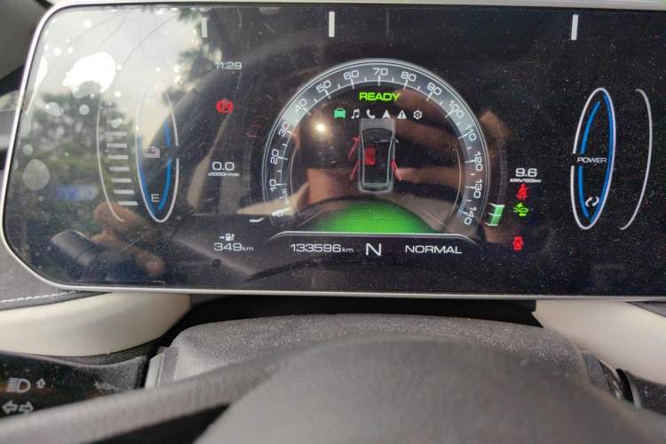 Used ORA Black Cat 2022 405 km Long-Range Version Ternary Lithium Odometer Close Up
