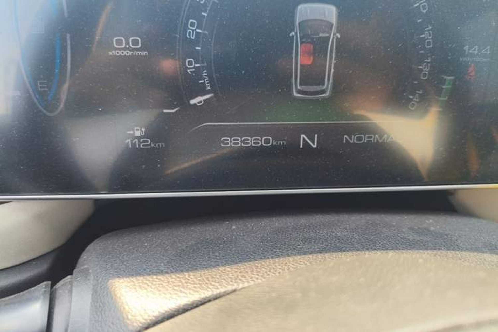 Used ORA Black Cat 2022 351 km Range Comfort Version Ternary Lithium Odometer Close Up
