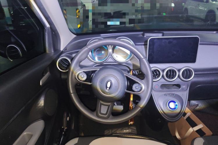 Used ORA Black Cat 2022 Updated Version 301 km Cute Pet Edition Lithium Iron Phosphate Steering Wheel
