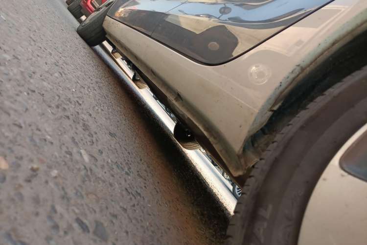 Used ORA Black Cat 2022 301km Base Version Ternary Lithium Left Side Sill