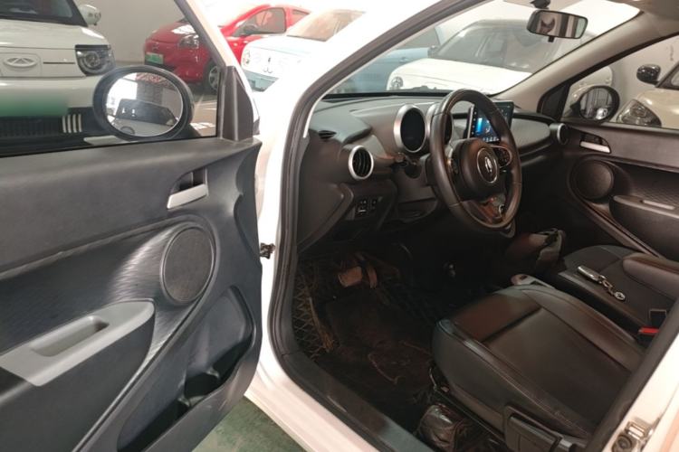 Used ORA Black Cat 2022 Updated Version 301 km Cute Pet Edition Lithium Iron Phosphate Driver Seat