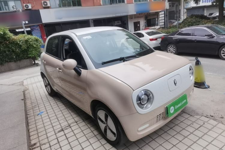 Used ORA Black Cat 2022 Updated Version 301 km Cute Pet Edition Lithium Iron Phosphate Front Right 45 Deg