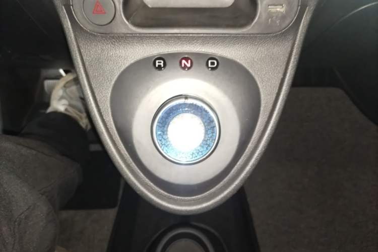 Used ORA Black Cat 2022 351 km Comfort Version Ternary Lithium Gear Lever