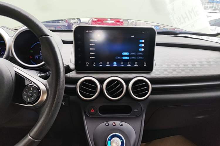 Used ORA Black Cat 2022 301km "Cute Pet" Version – Lithium Iron Phosphate Audio And AC Panel