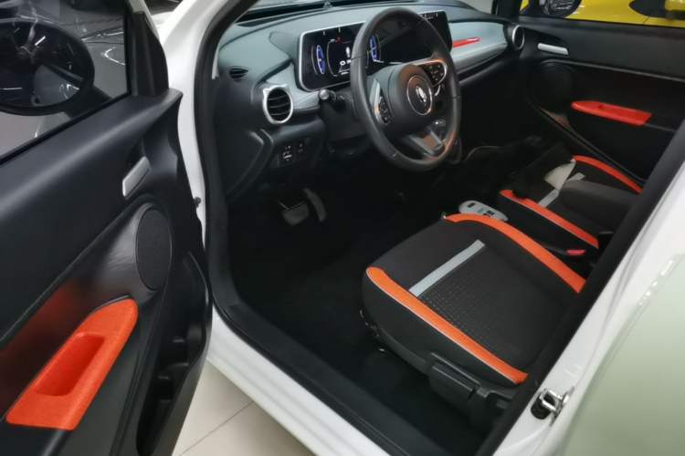 Used ORA Black Cat 2022 351 km Range Comfort Version Ternary Lithium Driver Seat