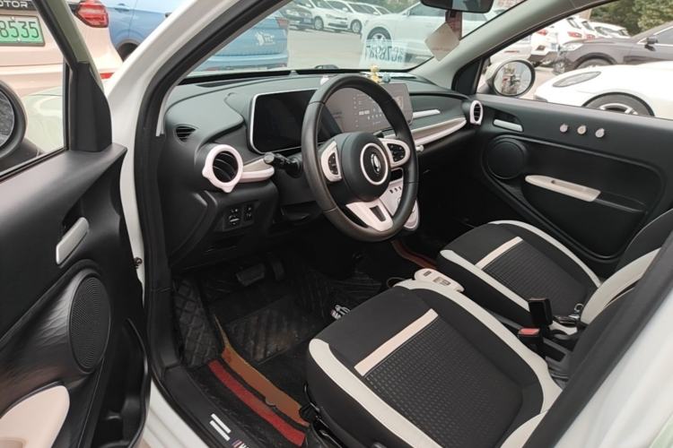 Used ORA Black Cat 2022 351 km Range Comfort Version Ternary Lithium Driver Seat